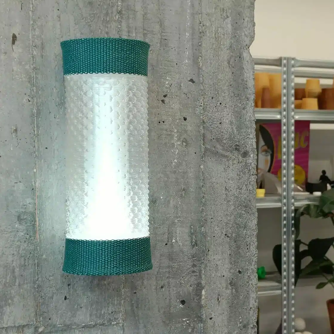 Lampe murale Solinas en céramique imprimée en 3D à Bruxelles